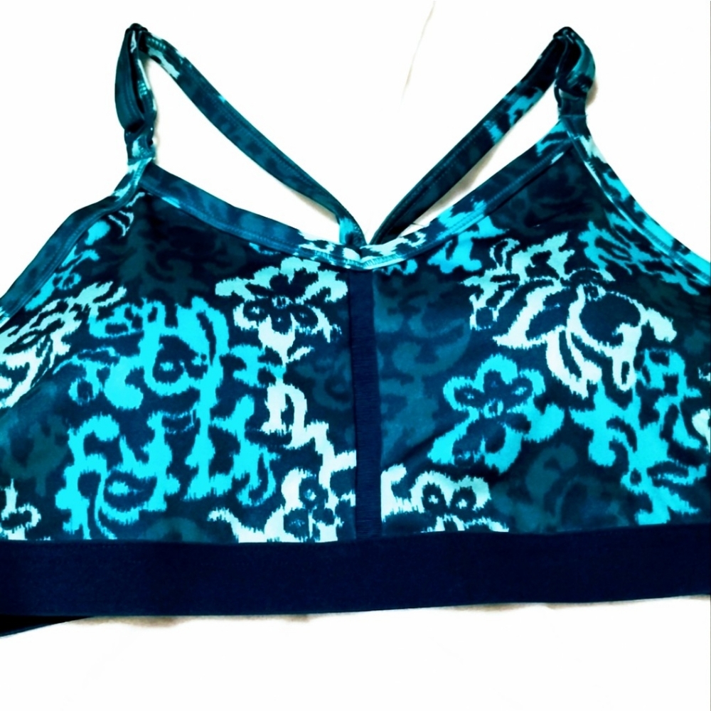 Nike Women's Dri-Fit Indy Sports Bra, Light Support, Size XXL - Picture 2 of 8